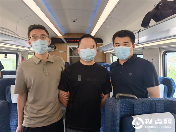 延安站派出所扎实开展夏夜治安巡查宣防集中统一行动