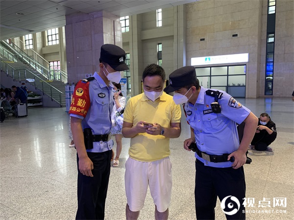 延安站派出所扎实开展夏夜治安巡查宣防集中统一行动