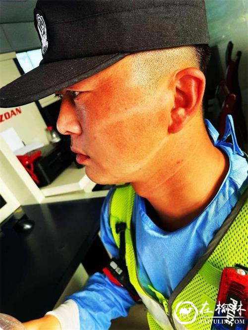 公安榆阳分局巡特警大队无惧“烤”验，烈日下最美“警”色