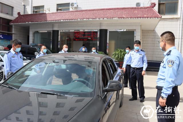 公安榆阳分局巡特警大队开展车辆查缉战术训练