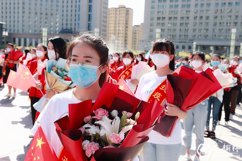 神木市举行“麟州无恙·大爱无疆”援神抗疫工作队欢送仪式