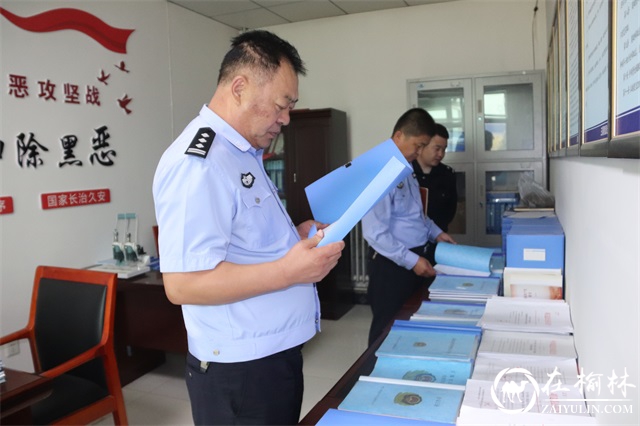 李学恩副县长 深入基层派出所督导检查当前重点工作