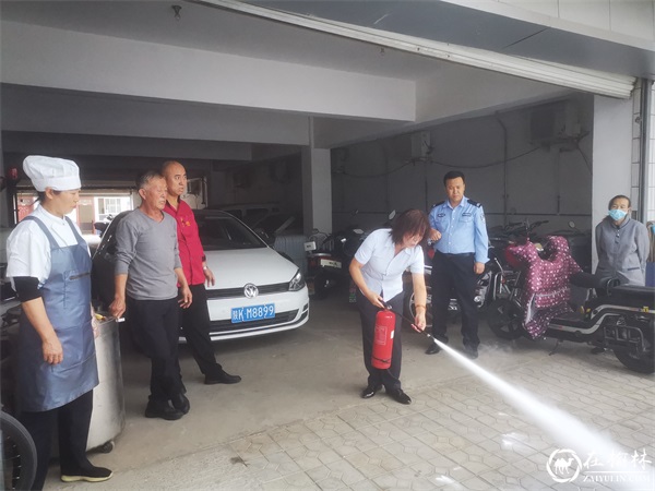 公安榆阳分局巡特警大队开展消防安全培训