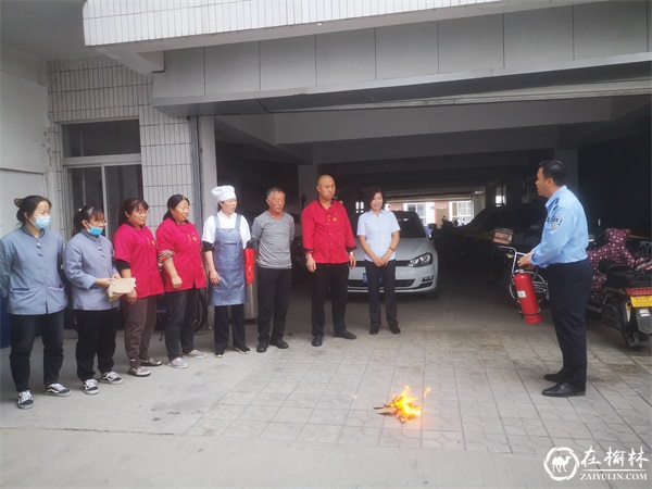 公安榆阳分局巡特警大队开展消防安全培训