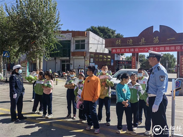 靖边交警开展业务培训深入推进队伍执法规范化建设