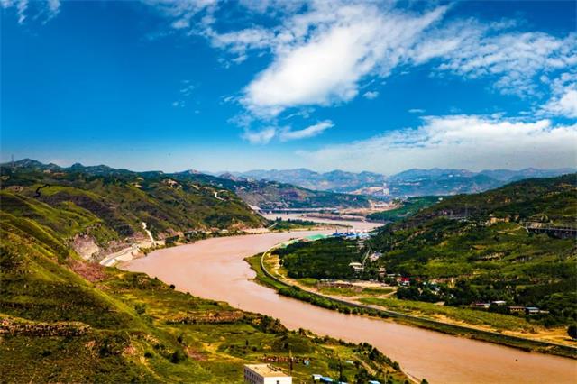 榆林：推动黄河流域生态保护和高质量发展迈出新步伐