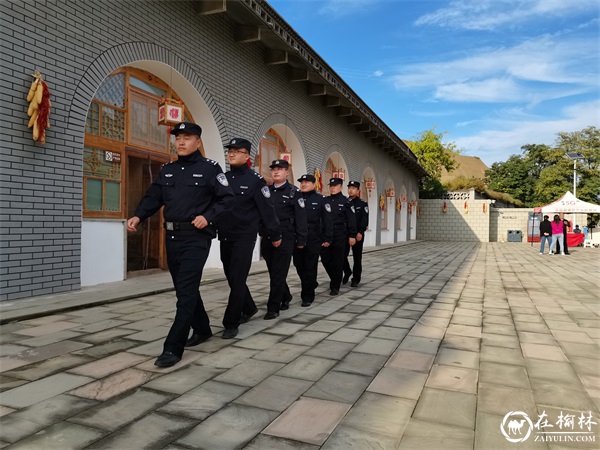 国庆景中“警”——绥德郝家桥警务室的一天