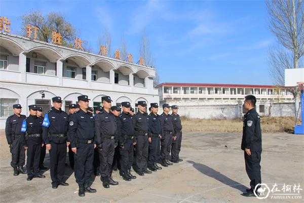 加强防暴演练  蓄力应急处突——绥德县公安局巡特警大队开展最小作战单元训练