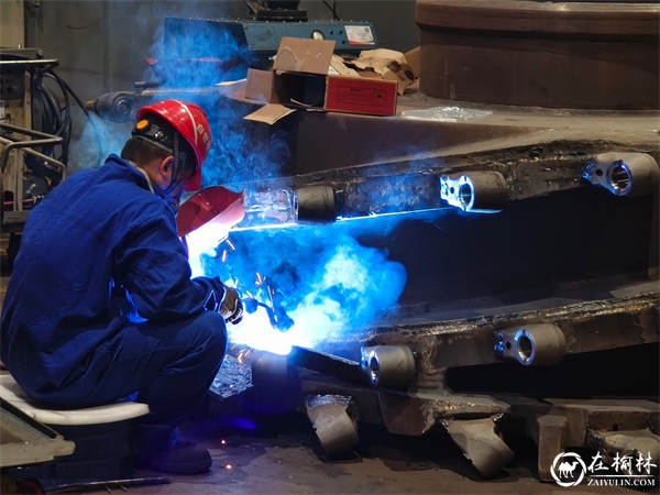 神南产业发展公司：击鼓催征保生产，奋力冲刺收官战