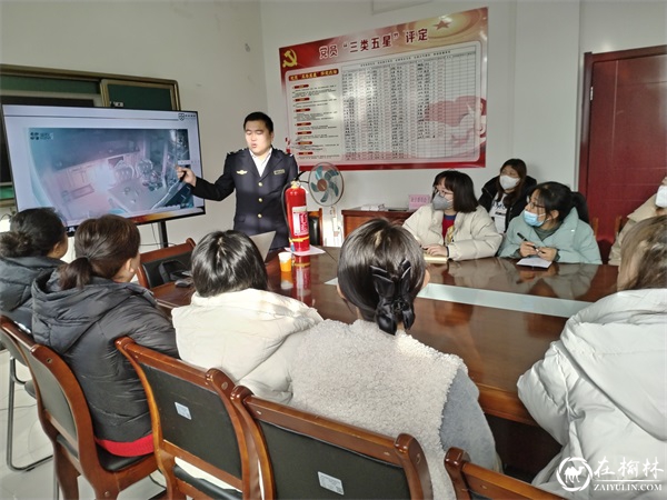 崇文办芹涧路社区：应急宣传进社区，增强居民自救能力