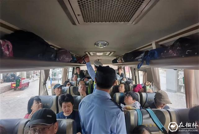 靖边交警秩序整治再“加码” 筑牢农村交通安全防线