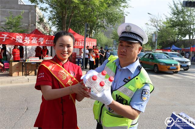 靖边交警助力高考为考生保驾护航 靖边交警助力高考为考生保驾护航