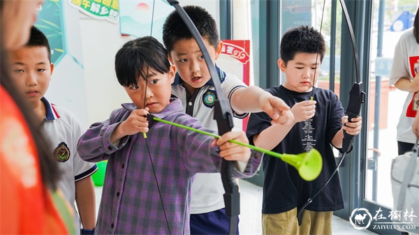 榆阳区阳光城社区联合市委宣传部举办“党建共联迎端午 邻里和谐‘粽’是情”端午主题活动