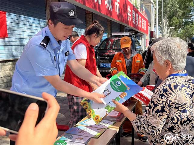 榆阳区鼓楼街道城隍庙滩社区联合鼓楼派出所开展禁毒教育宣传活动