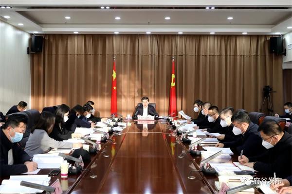 田小宁主持召开县委常委会会议 研究召开县“两会”等事宜