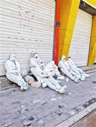 致敬，抗疫中的“她”力量