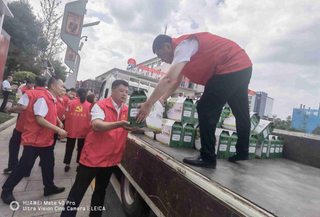 神木柠条塔矿业公司：“生态绿”遇到“党建红”