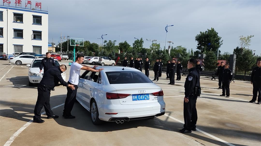 靖边公安东郊派出所开展警务实战大练兵活动