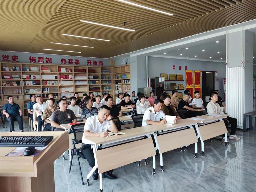 榆阳区长城路街道长安路社区开展“红白理事”道德评议会