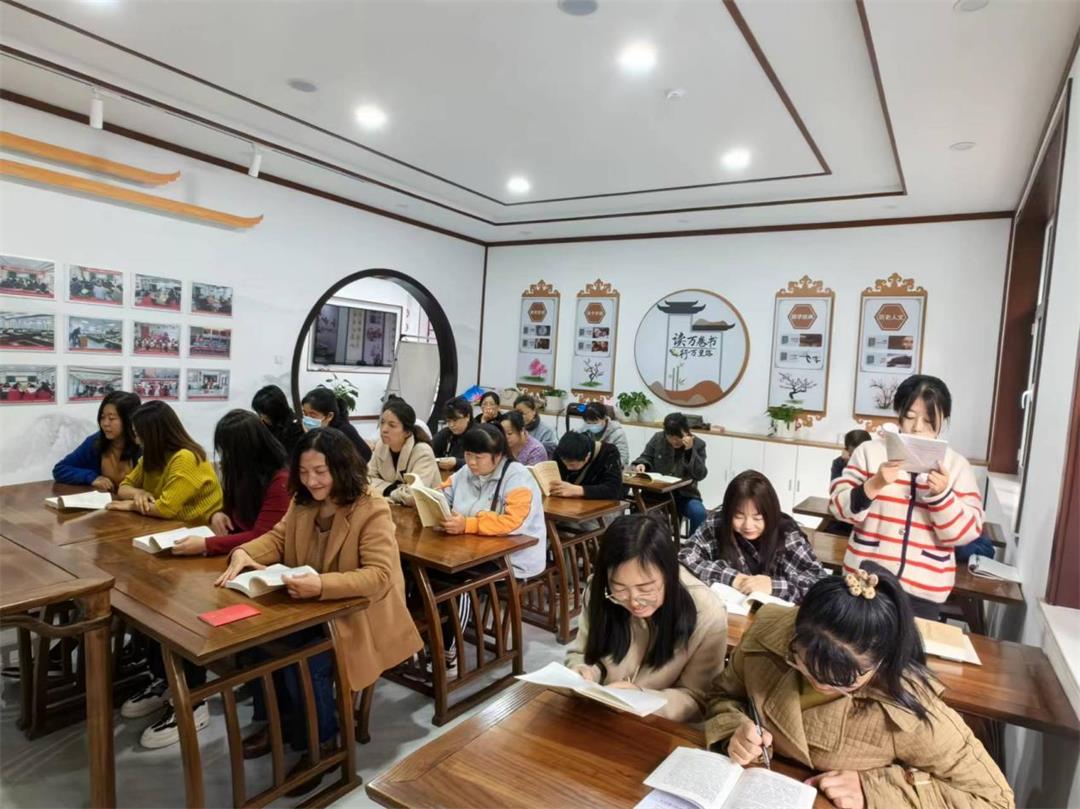 推广普通话 写好规范字——榆阳区普惠泉社区公益宣讲活动