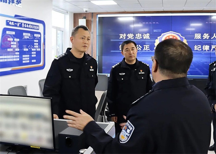 张亚斌到基层单位调研督导工作