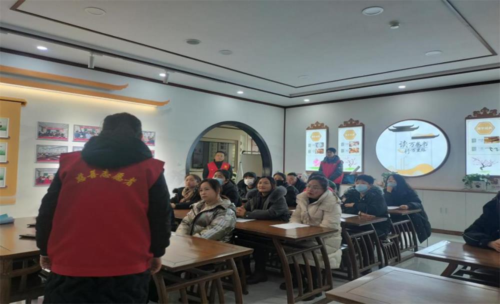 鼓楼街道普惠泉社区开展“让爱来 让碍走”自闭症儿童关怀活动