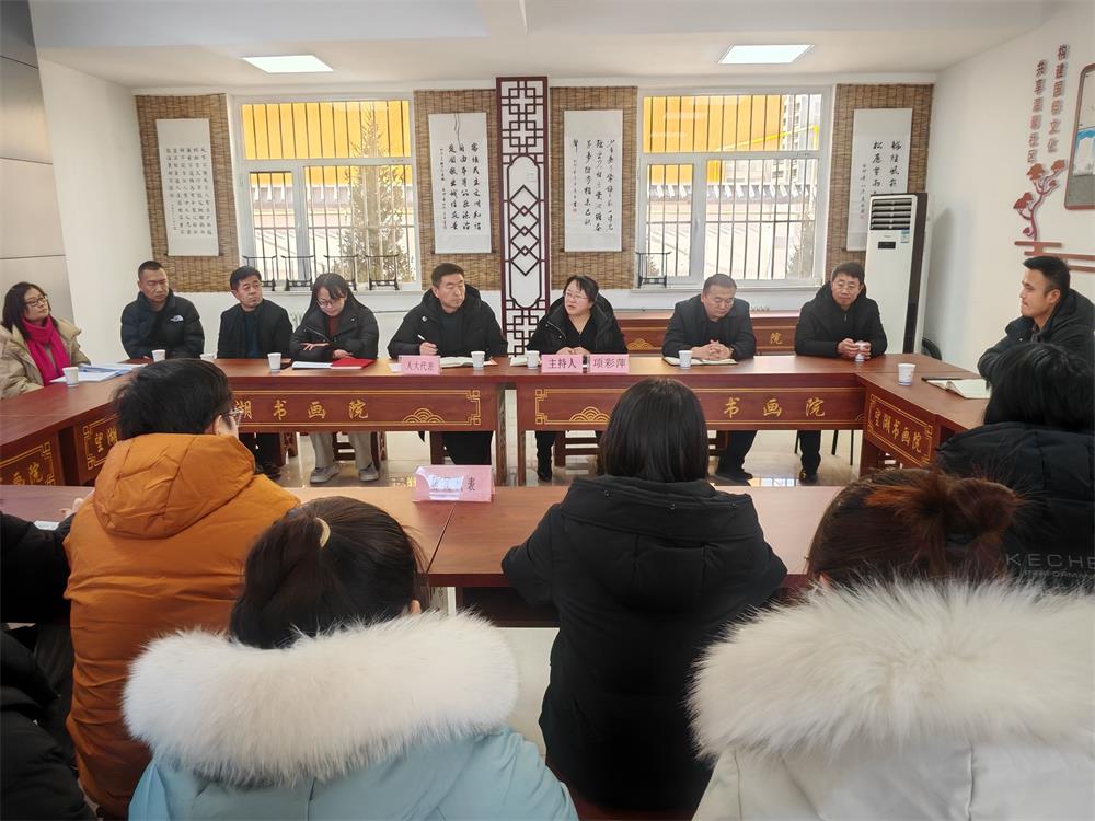 代表述职亮“答卷” 选民评议促履职