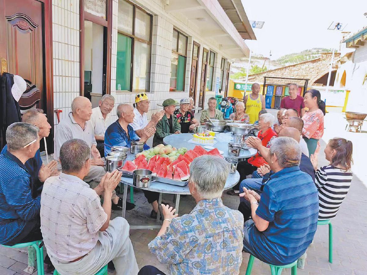 吴堡县：托起幸福“夕阳红” 点亮养老“新生活”