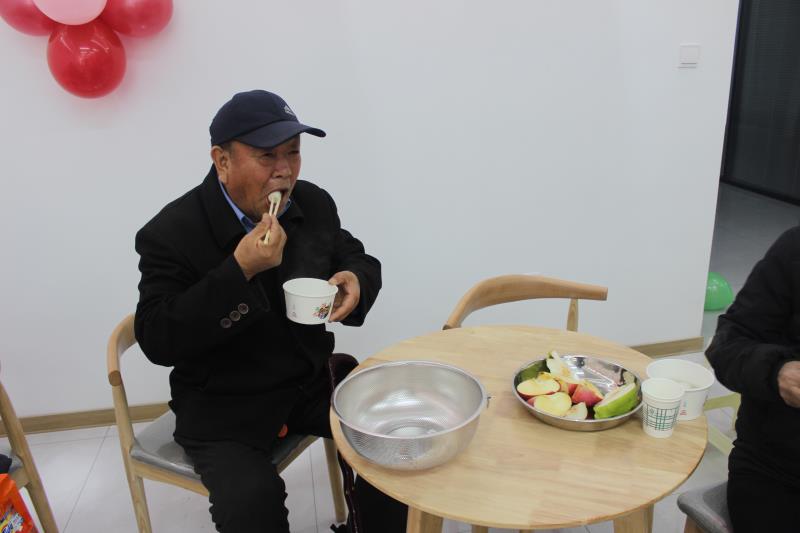 芹涧路社区开展“节日感党恩 共话新时代——团圆共言欢 喜乐话元宵”茶话会活动