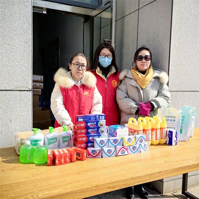 榆阳区金沙路街道福利路社区开展“福利闹元宵 龙年猜灯谜”主题活动