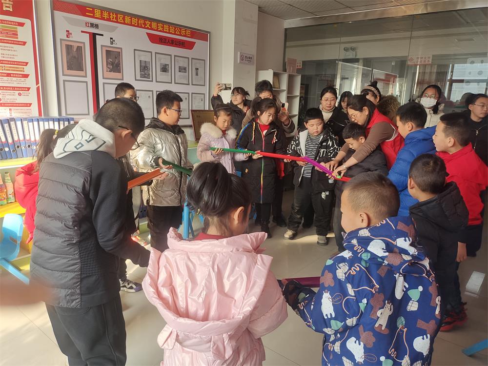 鼓楼街道二里半社区开展有“元”相聚“宵”口常开元宵节主题活动