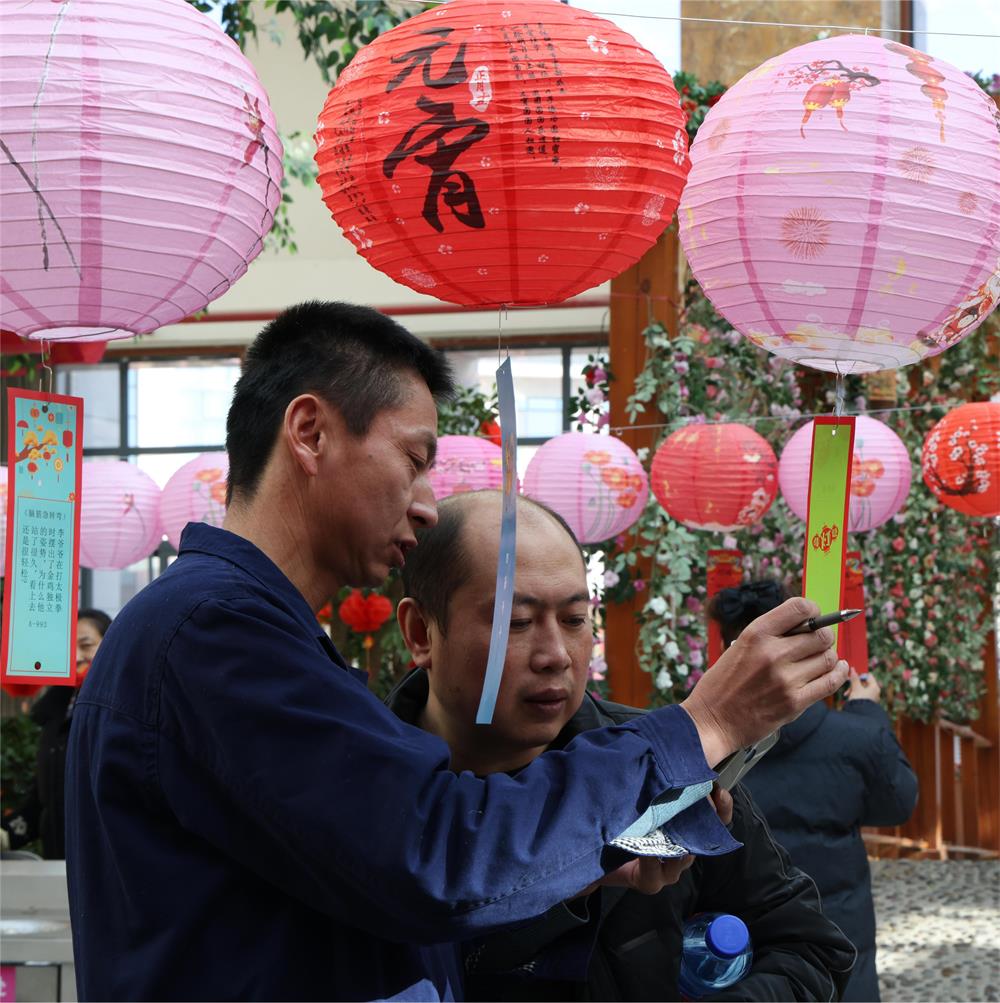 中能“灯谜”主题餐厅，溢出别样的诗情画意