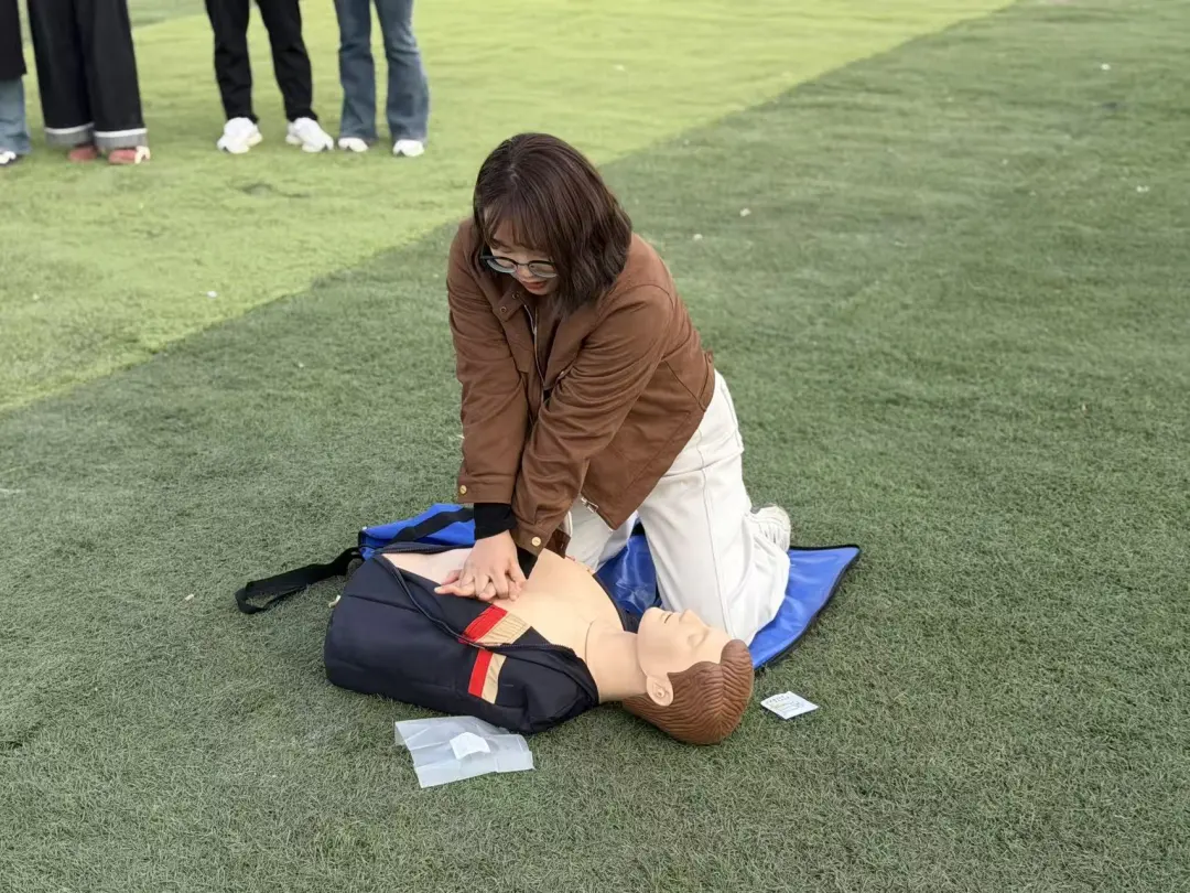 医学系教研室主任卢婷