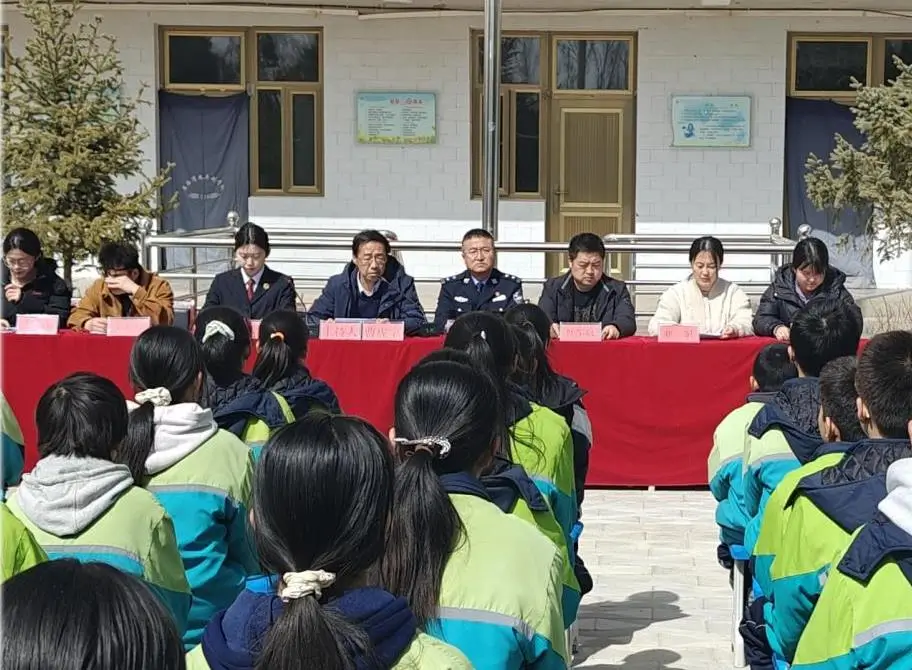 席麻湾九年制学校 2026 年春季开学典礼