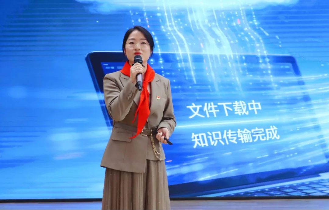 工作室骨干，陕西省教学能手、榆林市优秀少先队辅导员马春梅