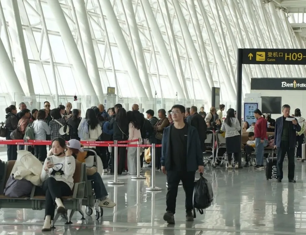 榆林—北京首都成功首航！榆林榆阳机场2026年夏秋航季启幕
