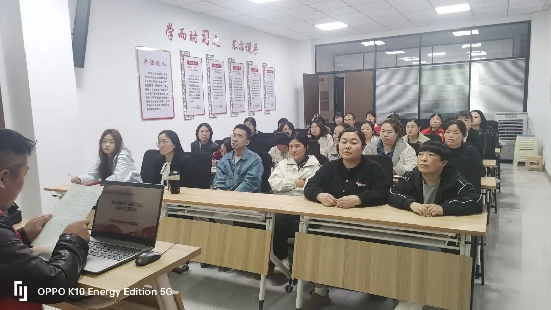 向居民普及文明祭祀理念与森林防火知识