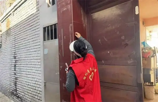 鼓楼街道二里半社区：共建干净驼城，共享美好家园