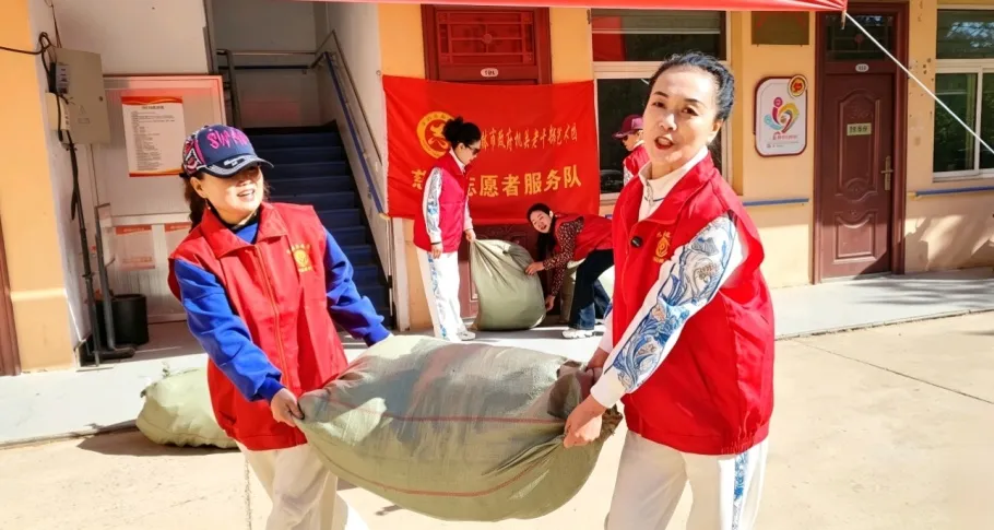 榆林市政府机关老干部艺术团开展榆林慈善“爱为宝”献爱心活动