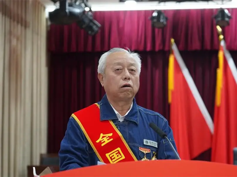 全国劳动模范张雷威：只要还走得动，我就一直干下去