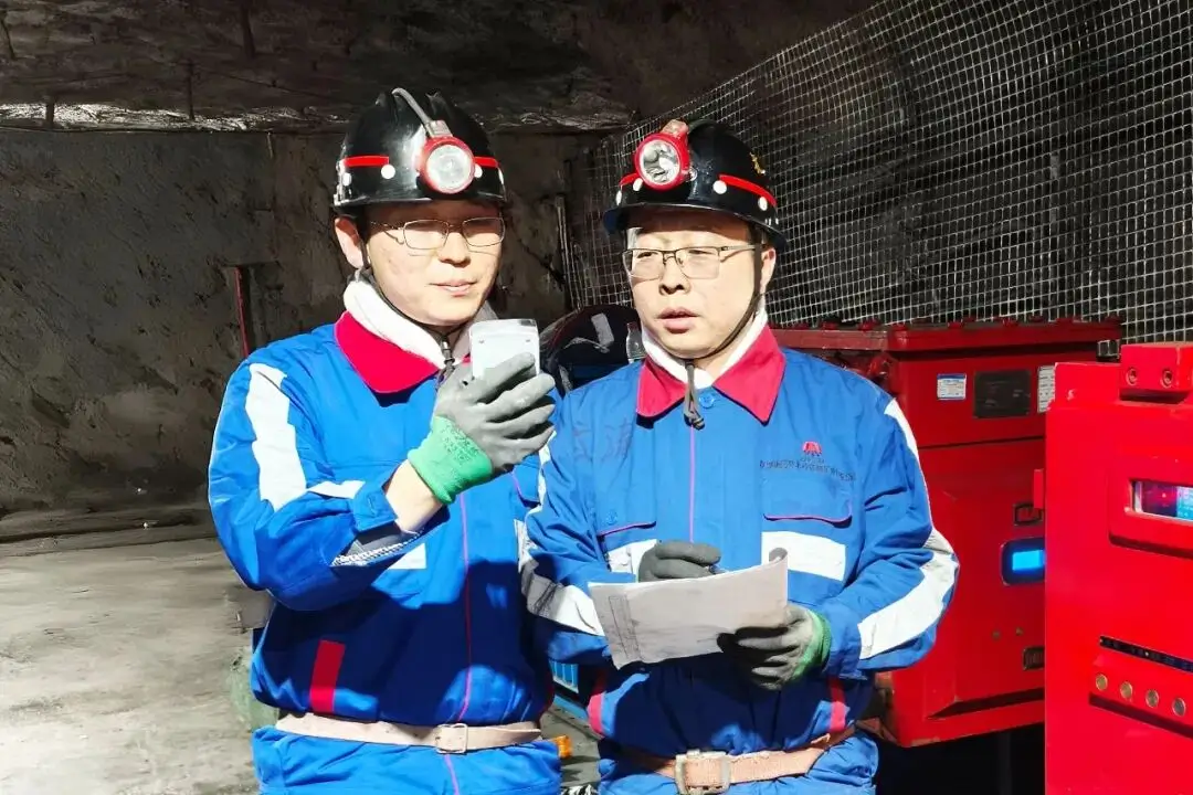 神木柠条塔矿业公司：进尺达标 成本可控 设备稳当