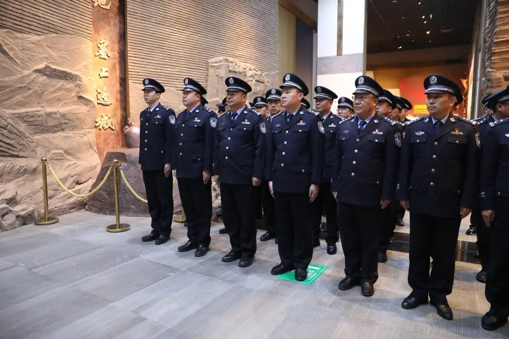 靖边公安：多维发力激活队伍“一池春水”