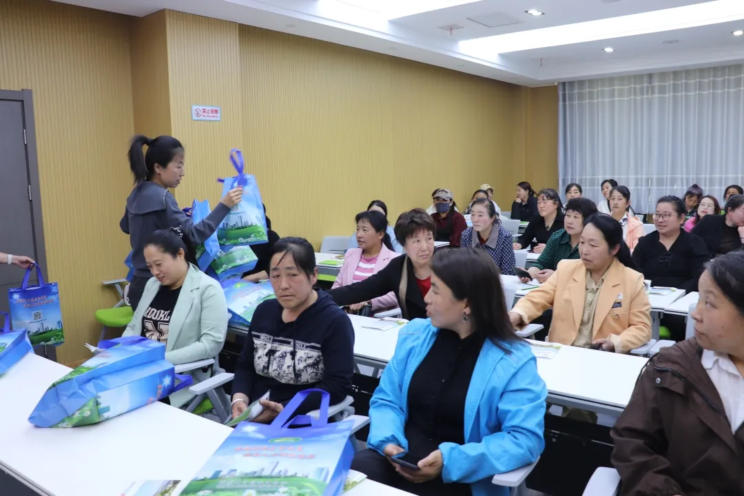 米脂县计划生育协会举办青春健康“沟通之道”主题讲座