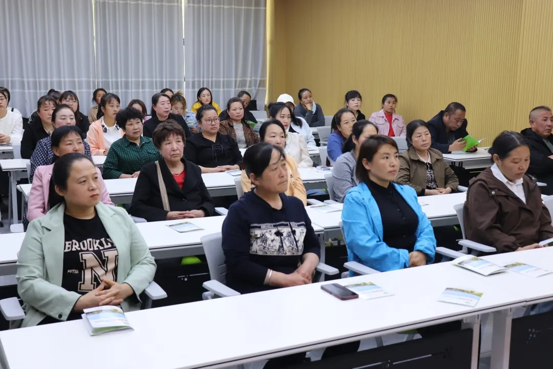 米脂县计划生育协会举办青春健康“沟通之道”主题讲座