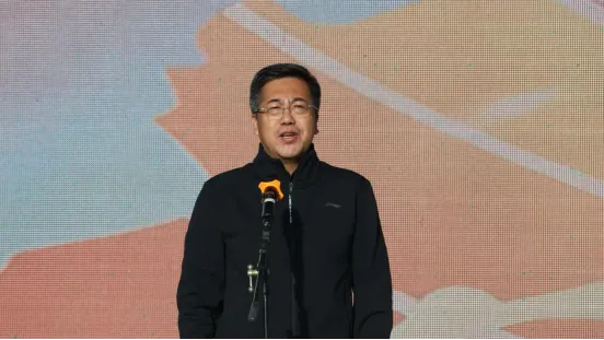 榆林市教育局党组书记、局长张军宣布开幕