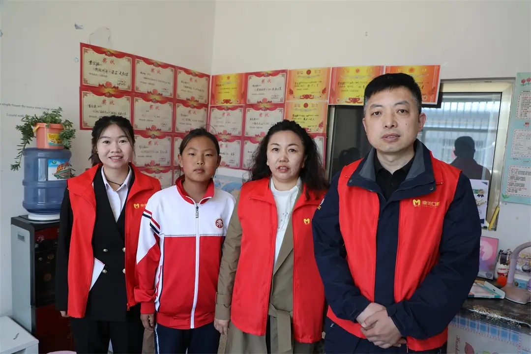 走访慰问困难户