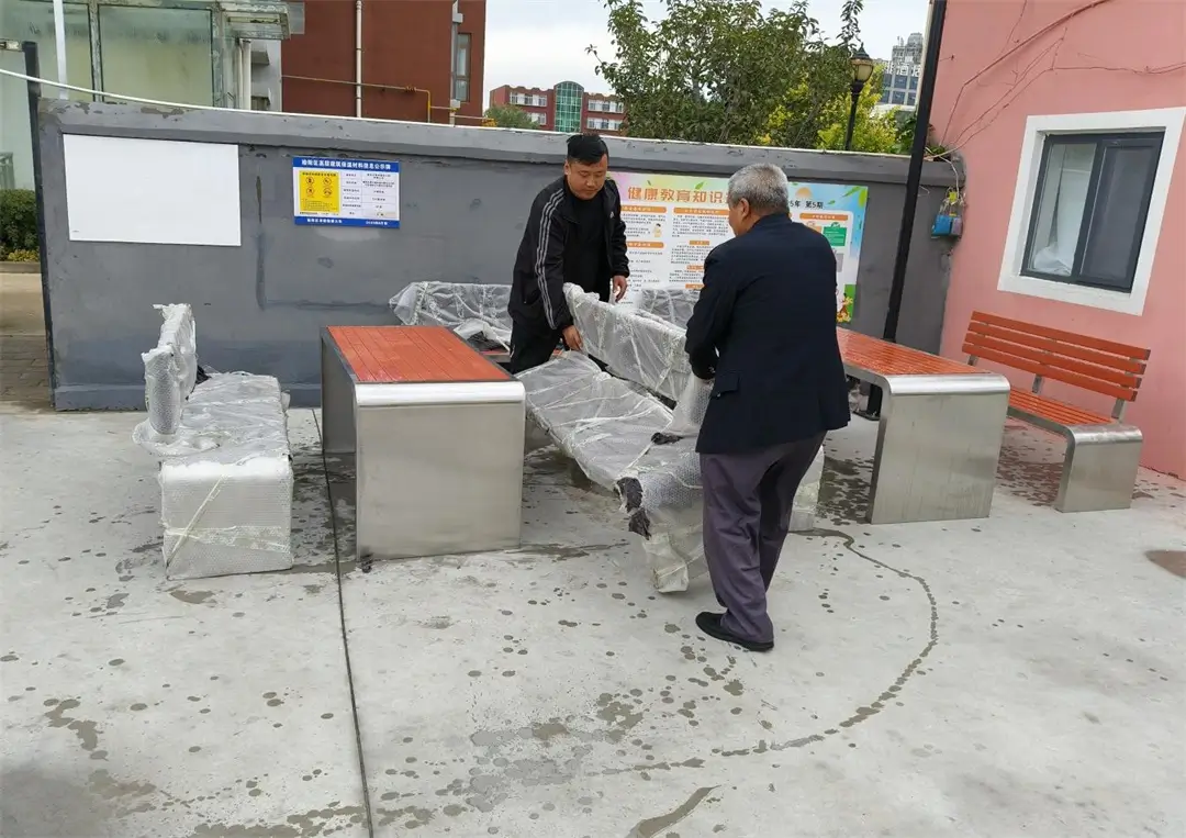 “坐”享幸福座椅增设项目落地