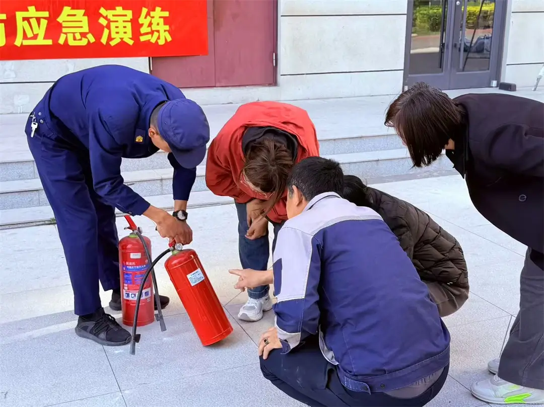 灭火器使用培训