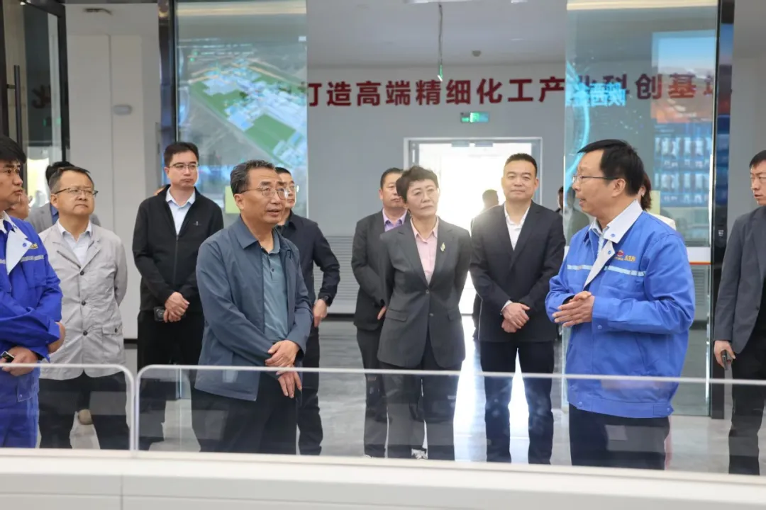 5月7日，榆林市政协副主席王志强一行来神木视察人工智能赋能多场景应用及产业发展情况