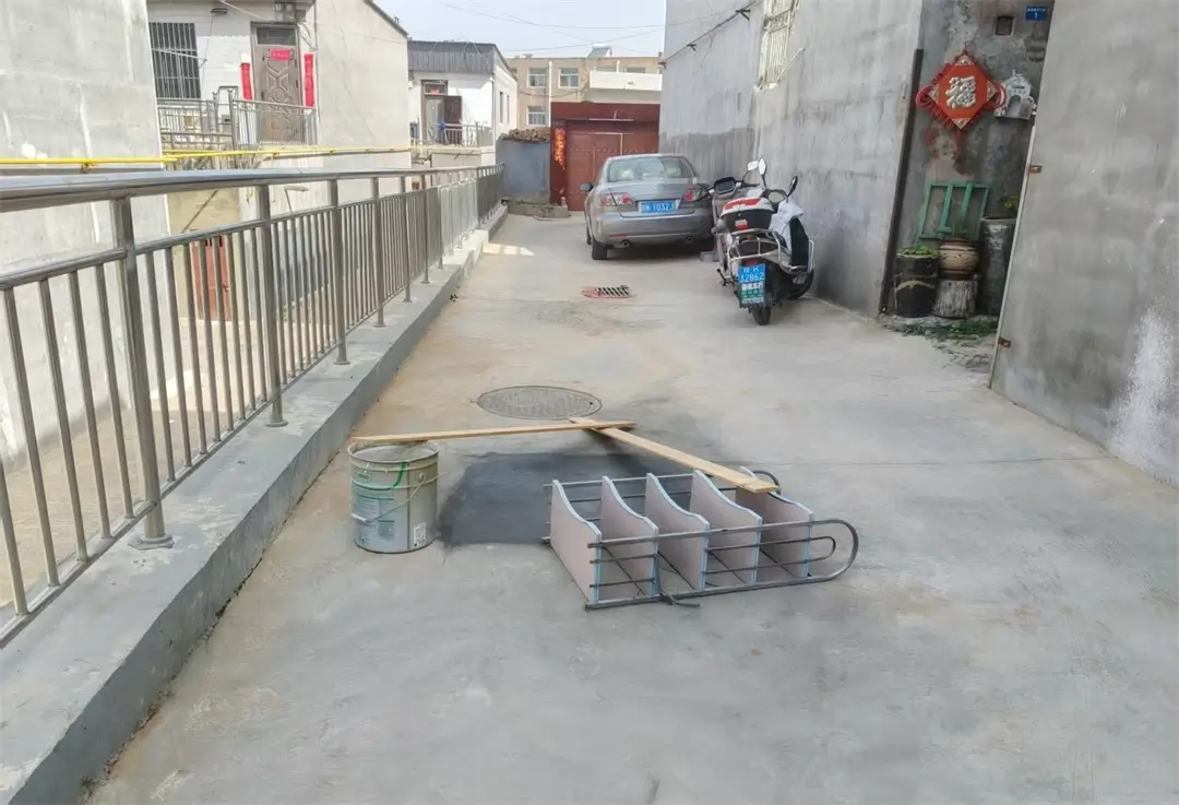 社区迅速响应,积极协调,顺利完成了管道维修,恢复正常供水
